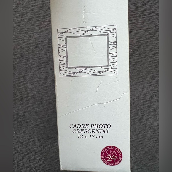 Cristal D’Arques 24% Lead Crystal - Curved picture frame picture Frame  5x7 - Picture 7 of 7